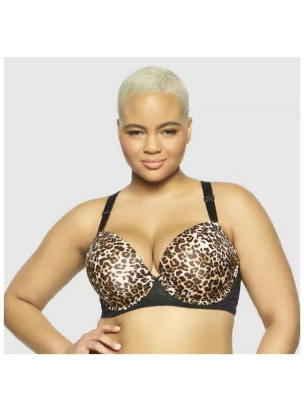NWT  ParamounrPlunge Contour Bra with Lace T-BackIn Size 32DD